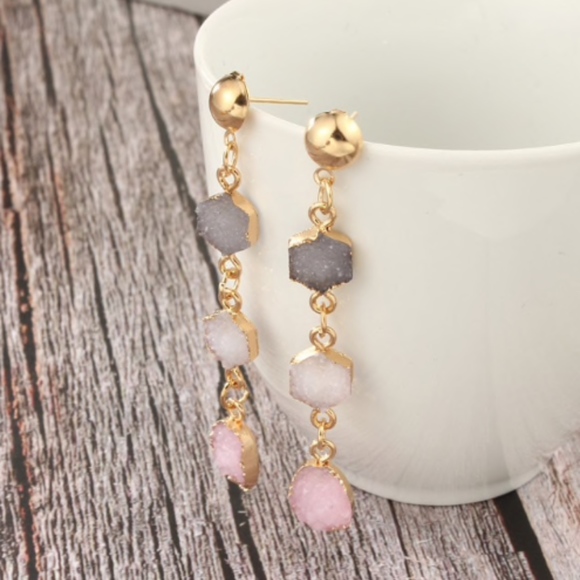 Jewelry - Triple Cluster Irregular Dangle Drop Gold Earrings
